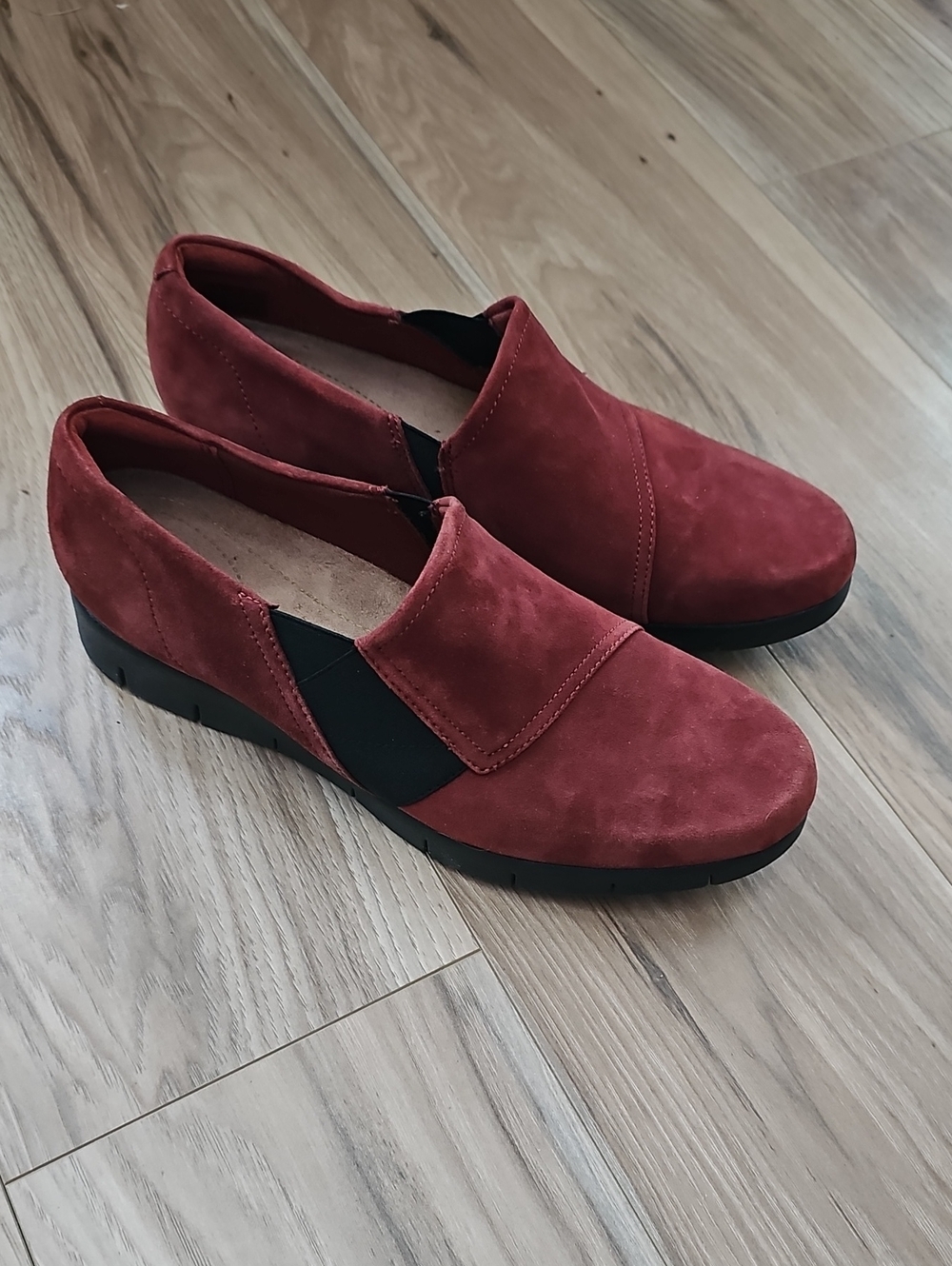 Women's Clarks Suede Slip-On Loafers in Rust & BlacK